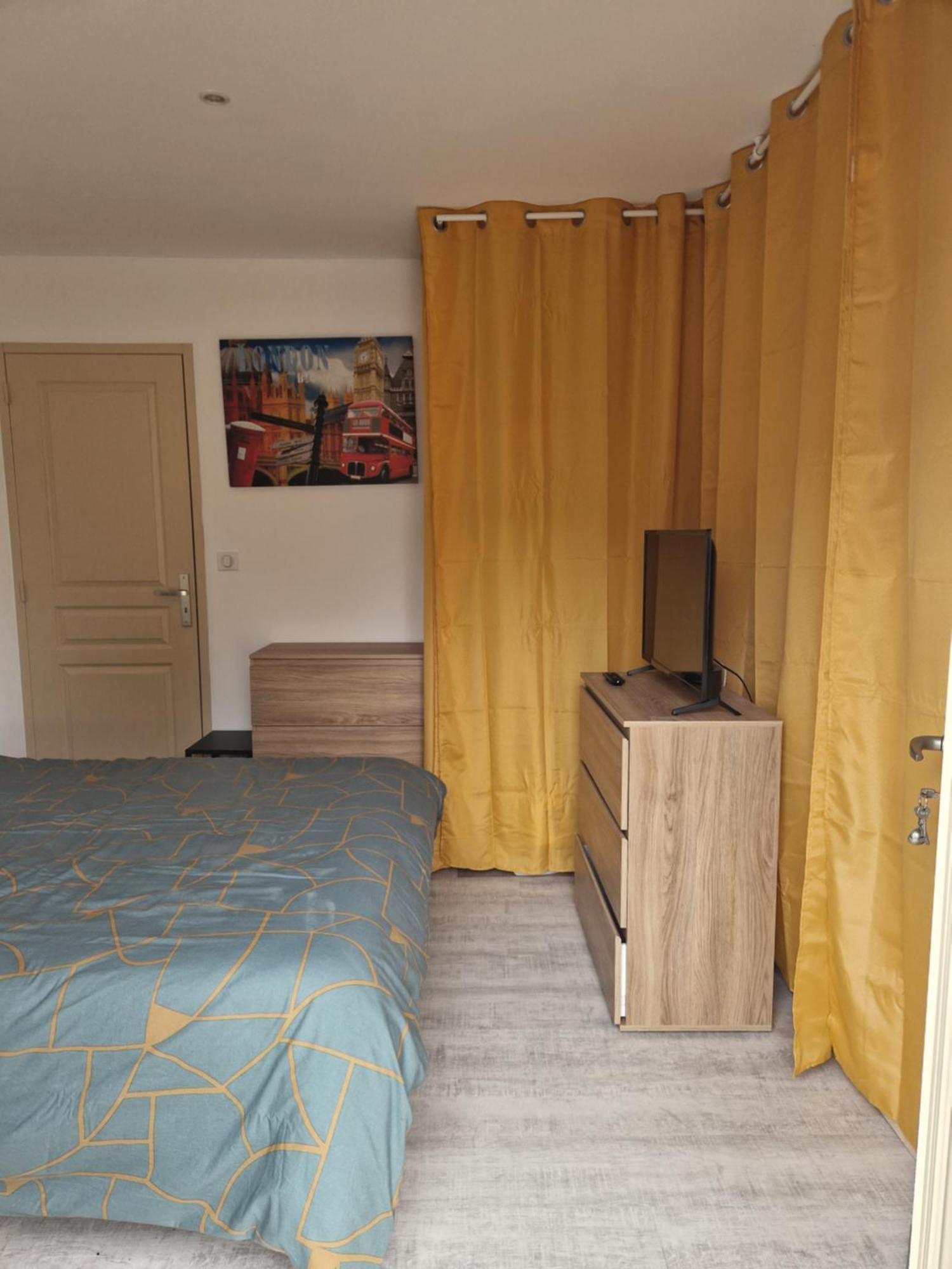 Gite 14 Couchages 6 Chambres Vailly-sur-Sauldre Exterior foto